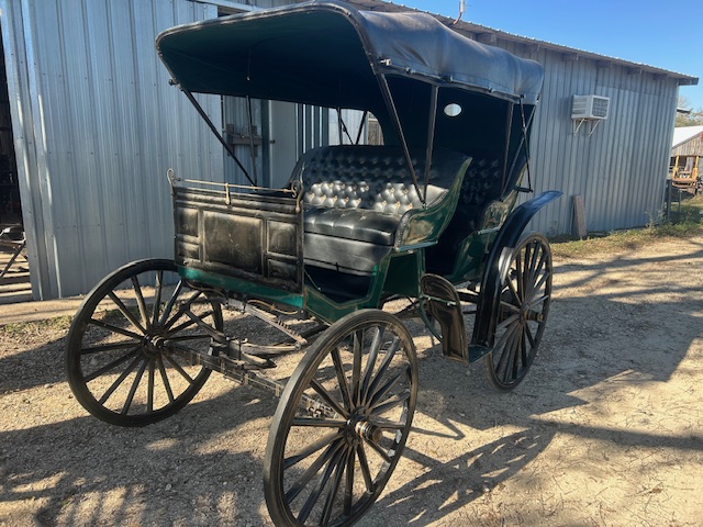 cutunder surrey like new